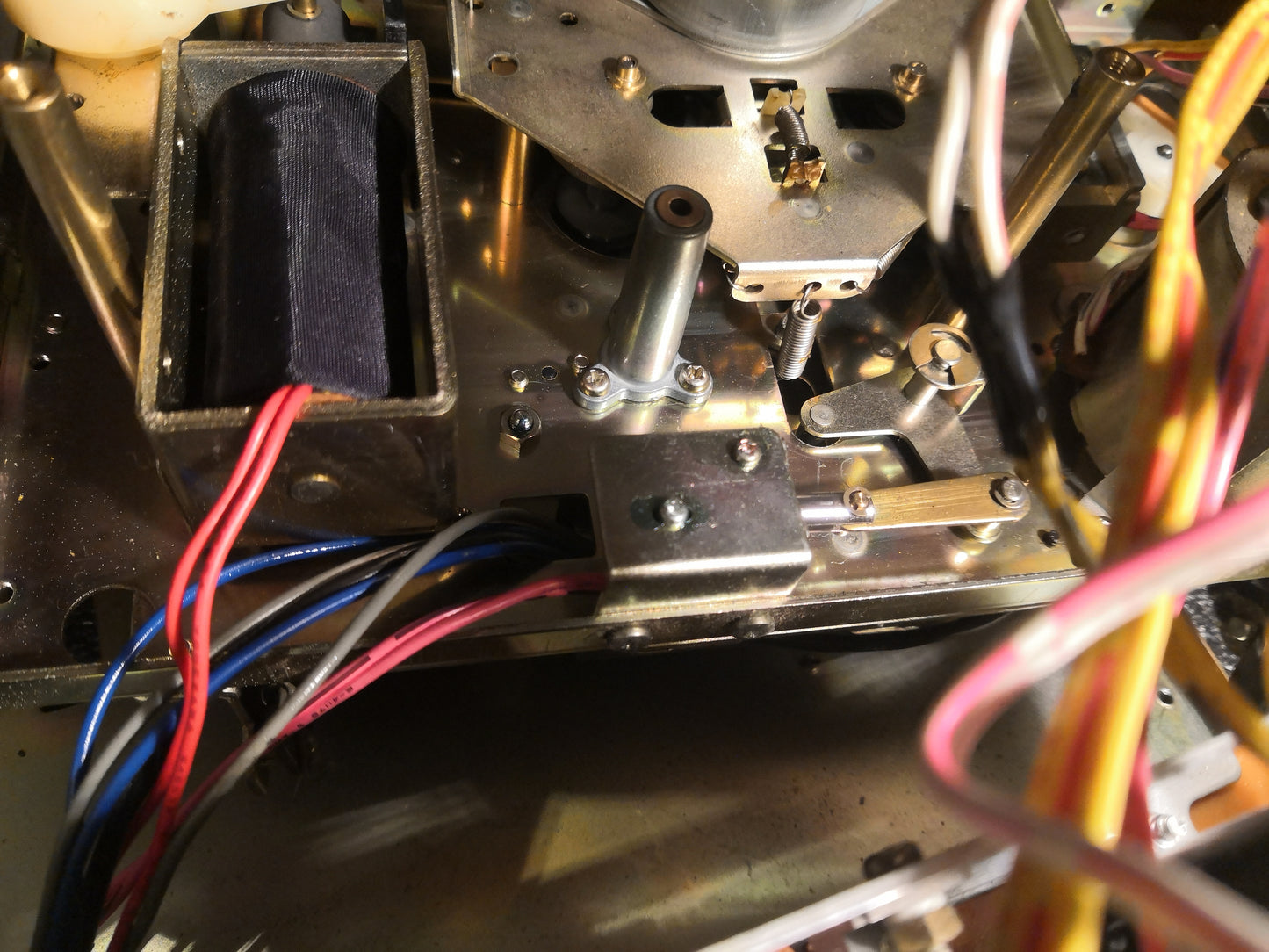replacing the idler for Akai GX-F80