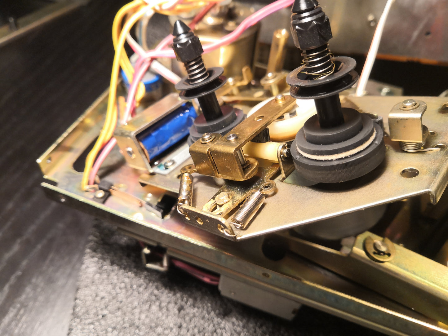 replacing the idler for Akai GX-F80