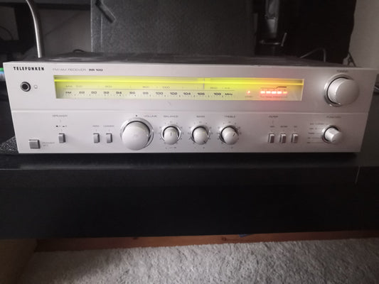 replacing the Lamp for Telefunken RR100 Receiver