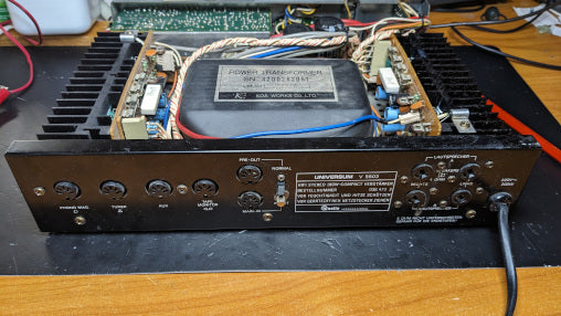 Reparatur des Verstärkers Universum 4000