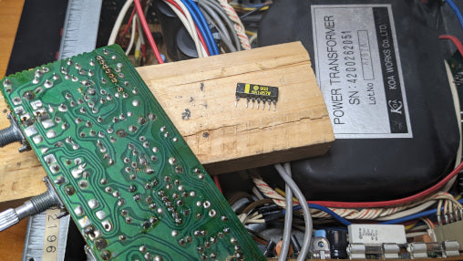 Reparatur des Verstärkers Universum 4000